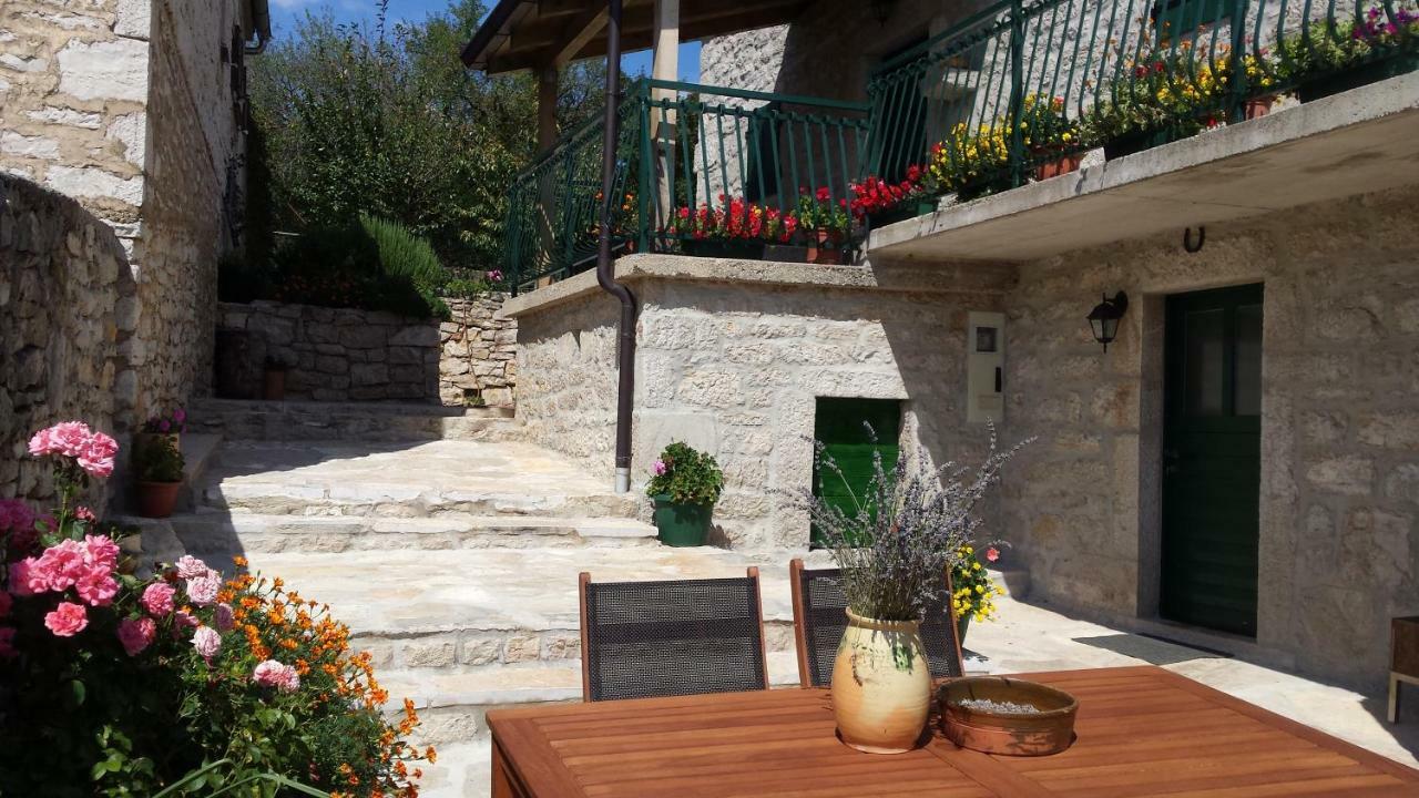 Villa Cetina Milasi Exterior photo