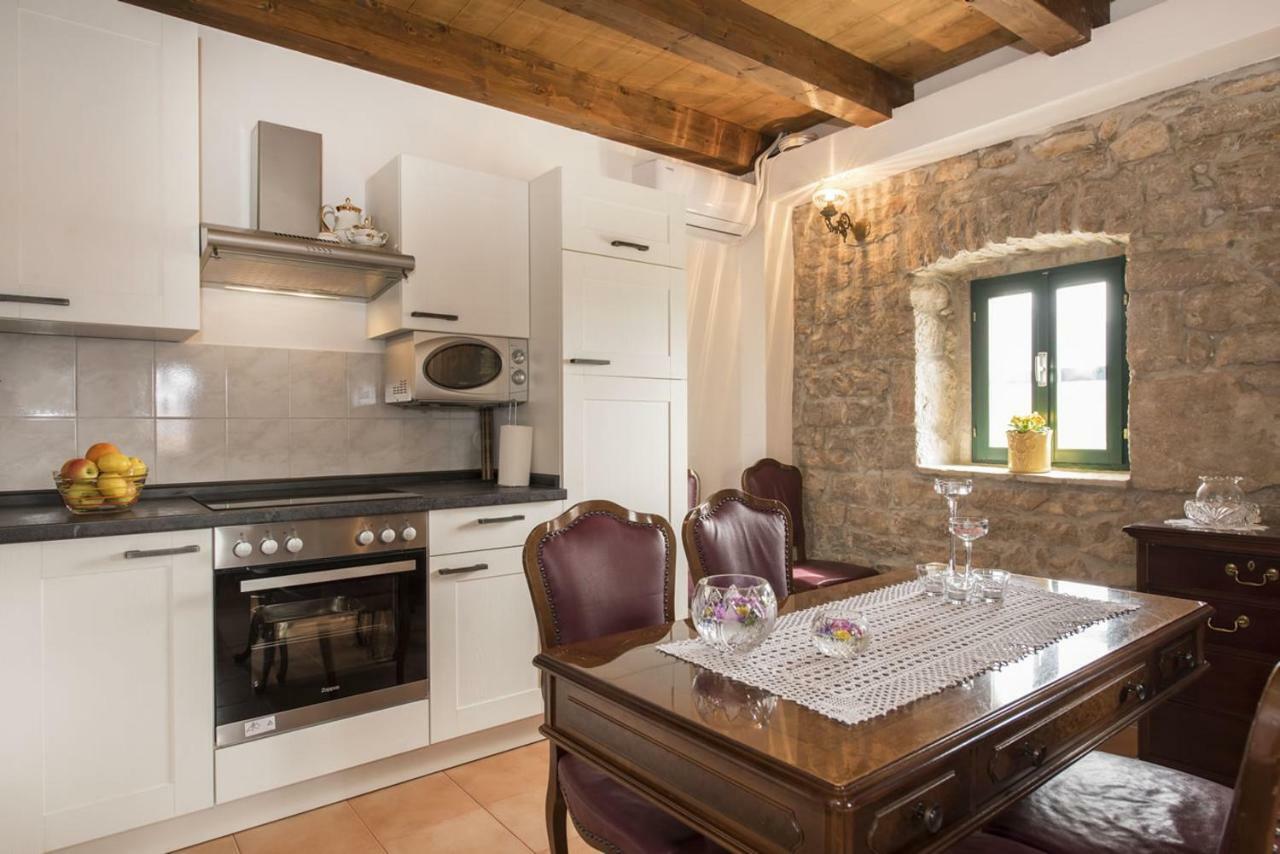 Villa Cetina Milasi Exterior photo